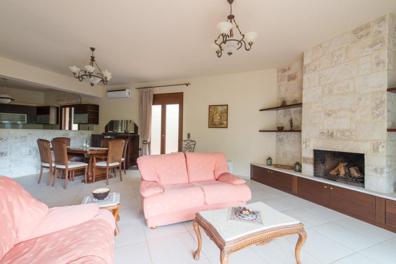 Heraklion Comfy House With Mountain View Exterior foto
